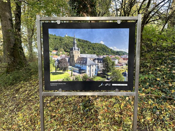 Fotostele mit Bild der Abtei Tholey